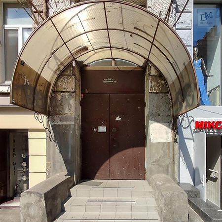 Apartments On Antonovycha Kyiv Exterior photo
